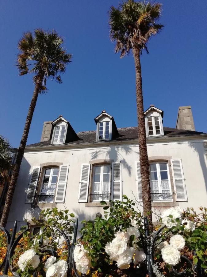 Maison Papillons Plomodiern Ngoại thất bức ảnh